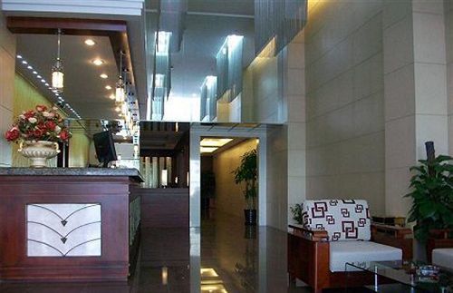 Hotel Greentree Zhangjiang Guanglan Road Metro Station Business 3*